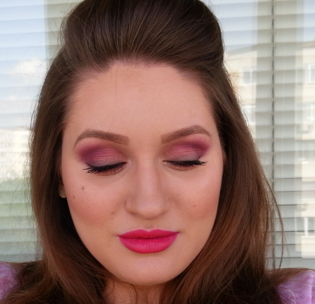 Pink Make up