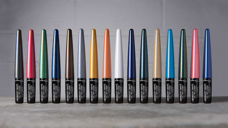 5 produse de machiaj pentru un look de toamnă 5 Rimmel London Wonders’Swipe 2 in 1