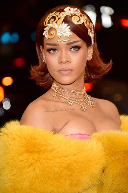 Rihanna-met-gala